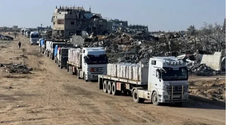 الأونروا: الإحتلال يحتجز 6000 شاحنة مساعدات